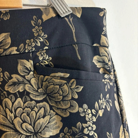 CHICO’S Sz 3R Pull On Pants Brigitte Brocade Floral Sheen Tapered Ankle NEW - Picture 4 of 12